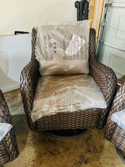 Outdoor Wicker Rocking Lounge Chairs with Swivel Base (Set of 6