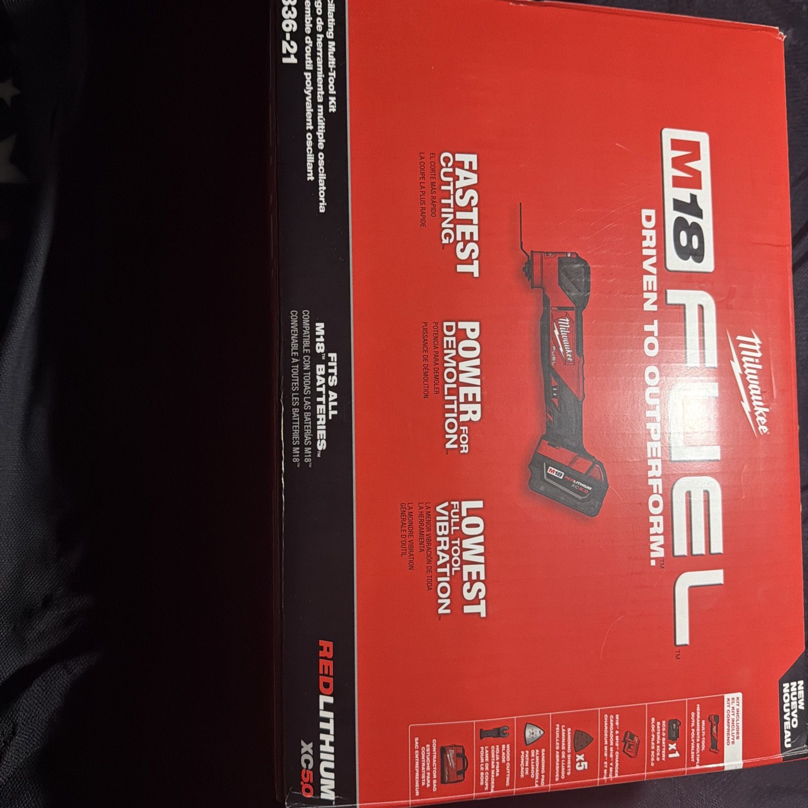 Milwaukee Multi Oscillating Tool With Attachments