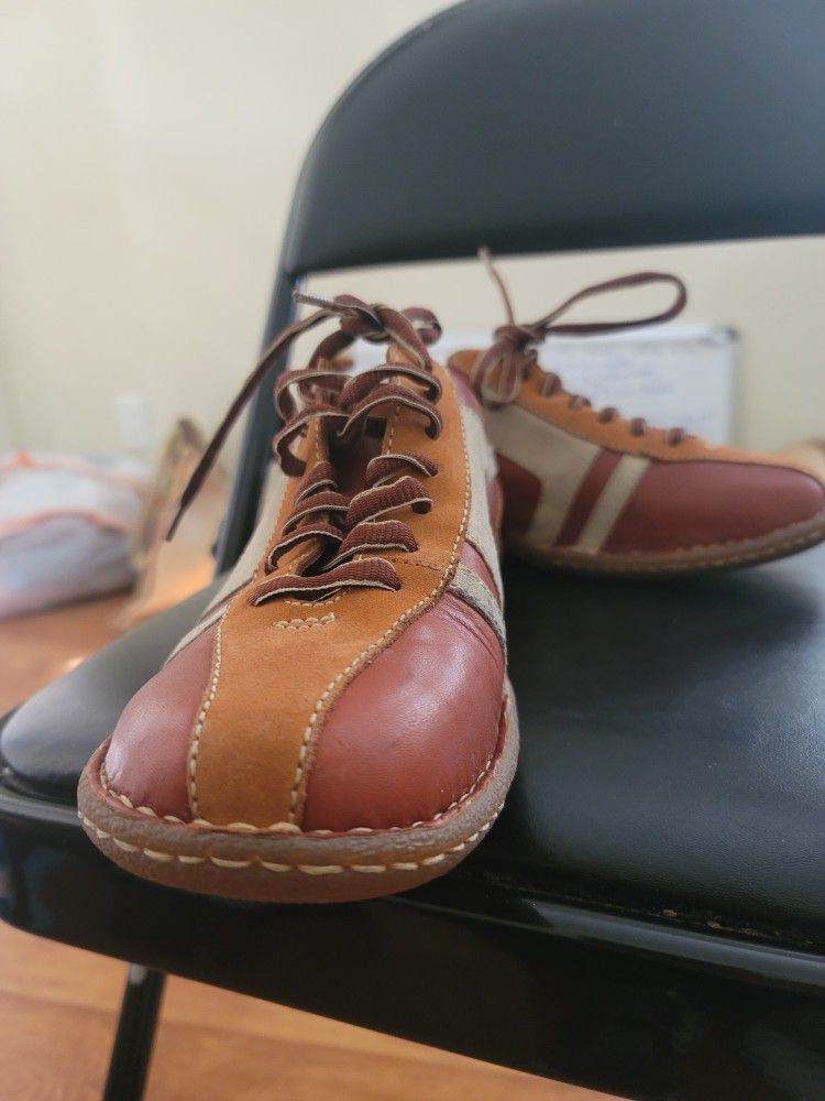 BORN , Shoes brand New. $30 for Sale in Glendale, CA - OfferUp