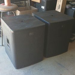 Pair Of Powered Subwoofers ELX118p  Electrovoice XP