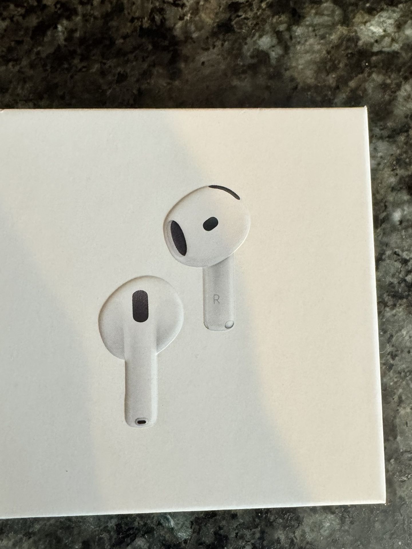 Apple AirPods 4th Gen With Noise cancellation