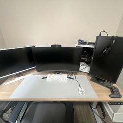 3 Monitor PC Setup + Logitech Wheel/shifter And Pedals 