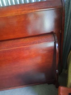 Queen Sleigh Bed