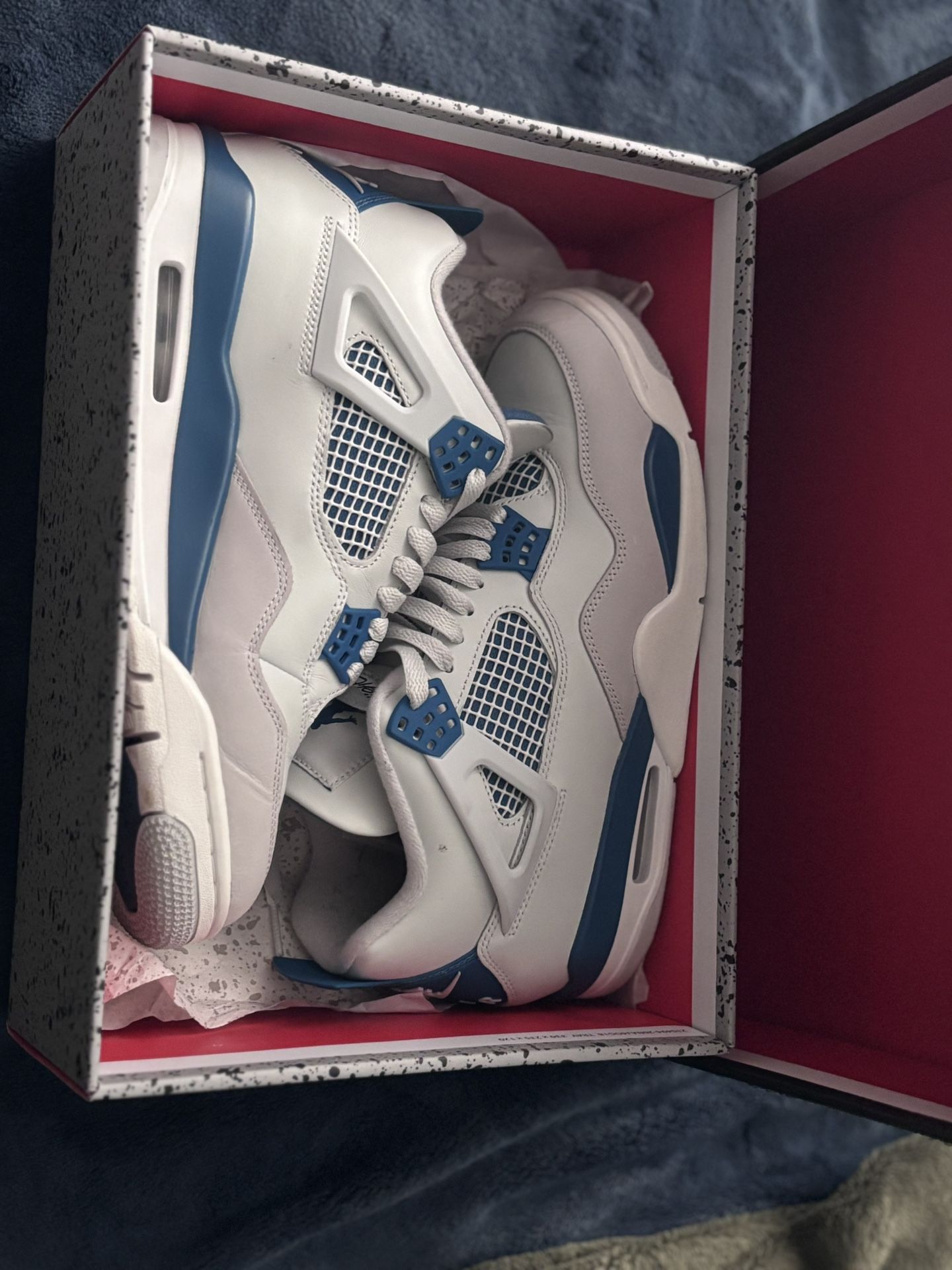 Jordan 4 Military Blue