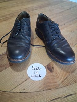 Mens leather dress shoes