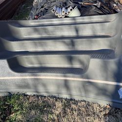 Swimming pool steps or deck