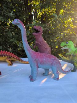 Brachiosaurus Dinosaur Figure Toy Blue Green Red Vintage 1986 Dormei