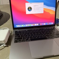 Macbook Pro 13 inch i7 16gb