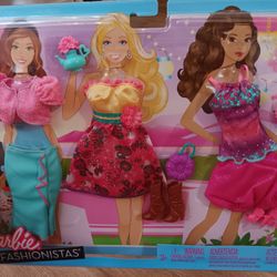 Barbie Fashionistas Fashion Clothing 