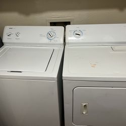 Washer & Dryer Set
