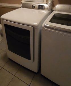 Samsung electric washer/ dryer set