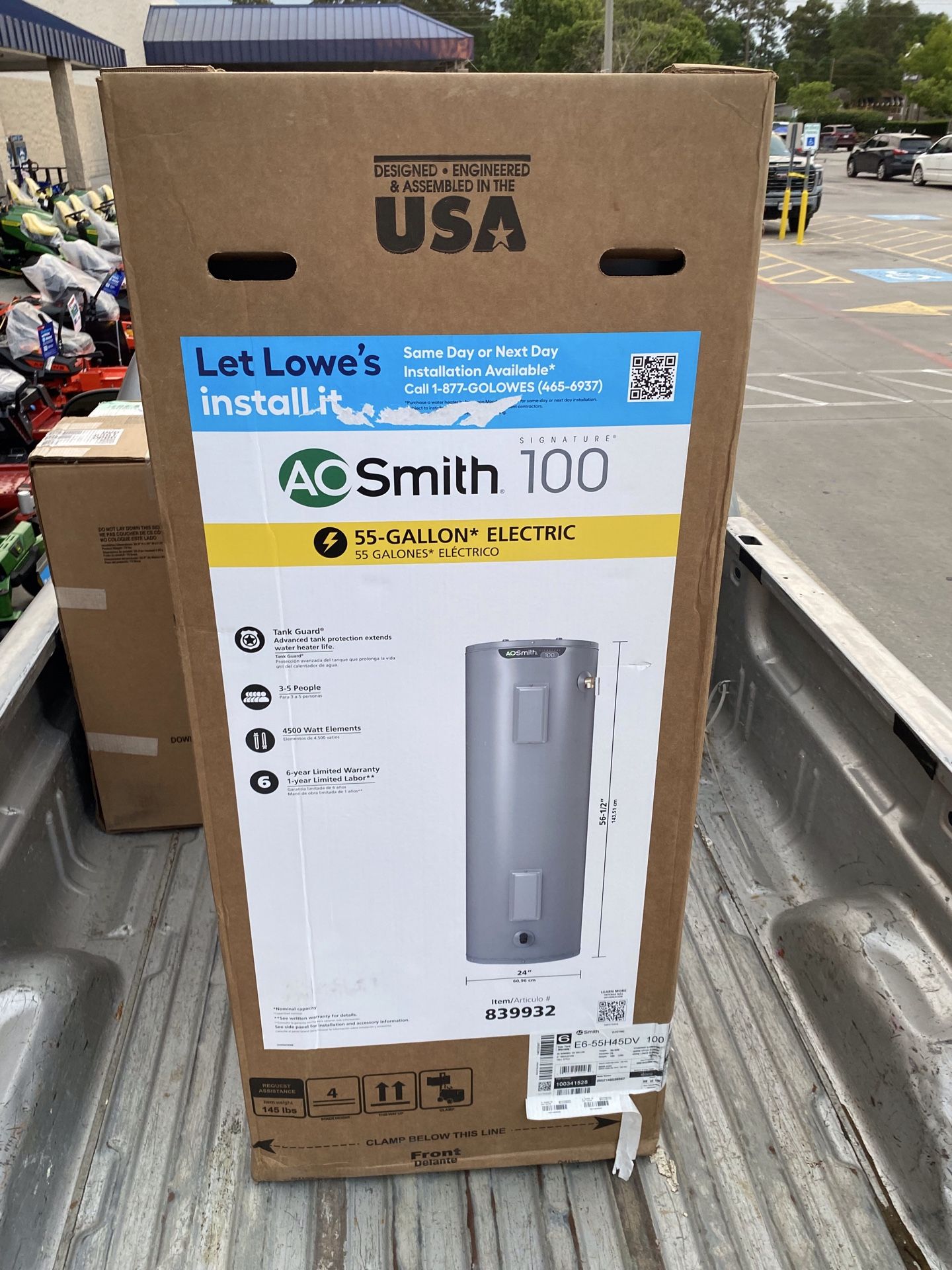 New sealed box A.O. Smith Signature 100 55-Gallon Tall 4500-Watt Double Element Electric Water Heater $$525.00 O.B.O.