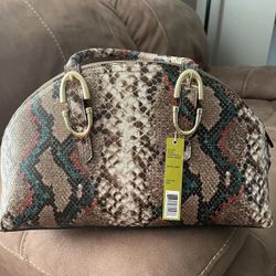 Gianni Bini Hand Bag .