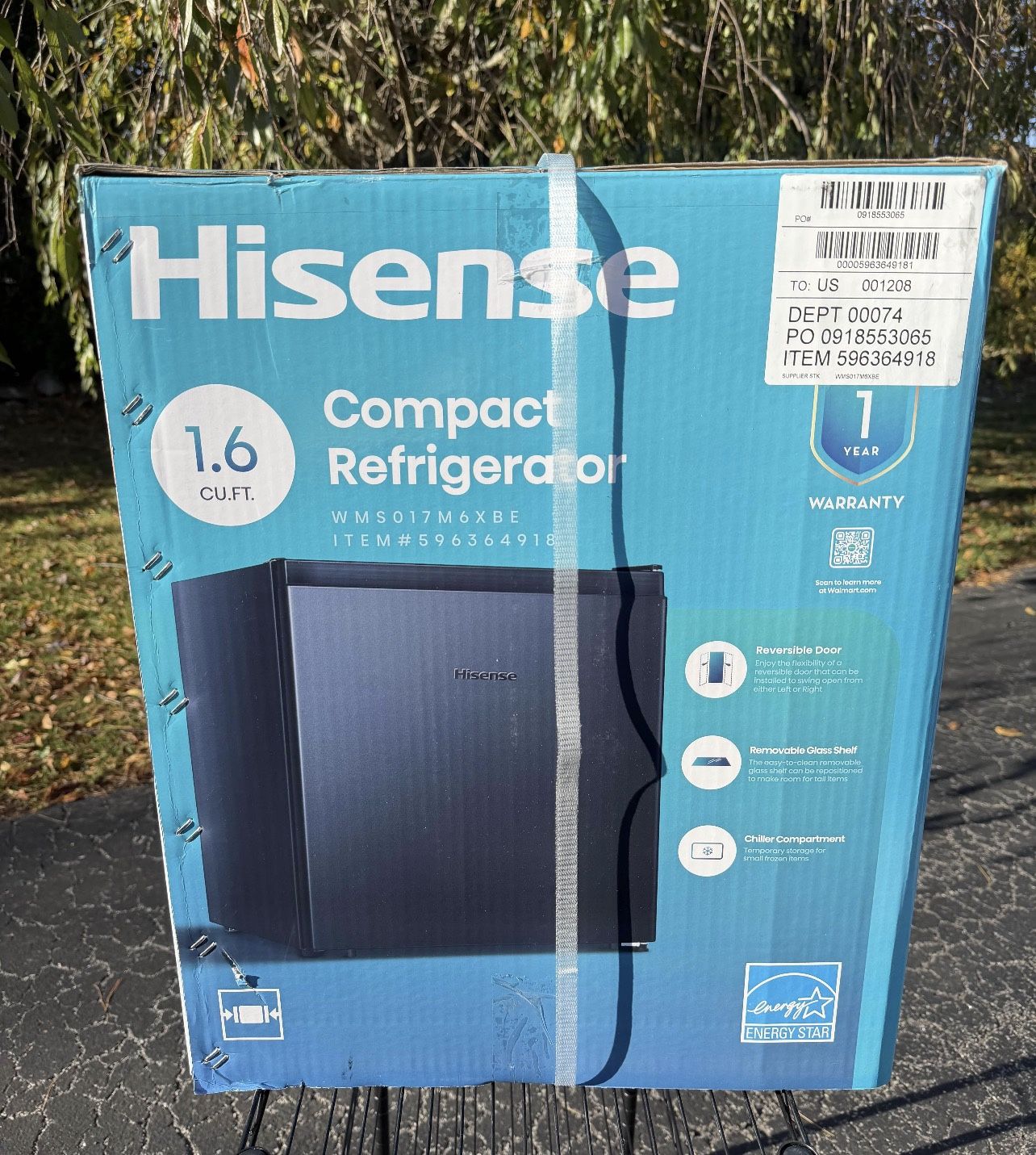 Hisense 1.6 Cu ft Single Door Mini Fridge, Black