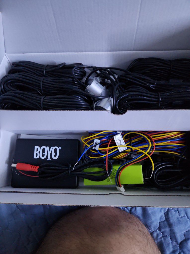 Boyo Front And Rear Bumper Sensor Kit With Buzzer