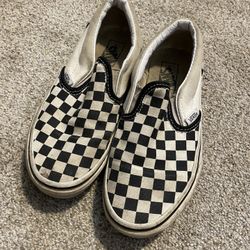 Slip On Checkered Vans Kids Size 2.0