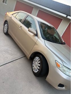 2010 Toyota cambry 133… millas