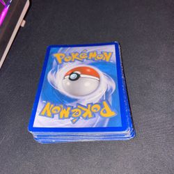 27 Pokémon Card