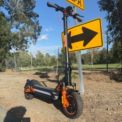 🔥Electric Scooter /50mph/ 40range/1600watt🔥