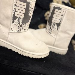 UGG crean Classic Boots