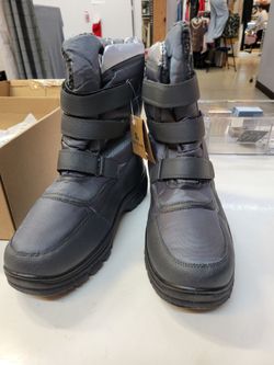 Snow Boots - Size 11