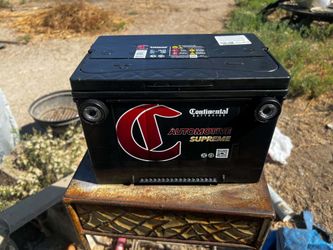 In very good condition 100% charge Continental AUTOMOTIVE
SUPREME side post battery group 78 $5 off with a old battery