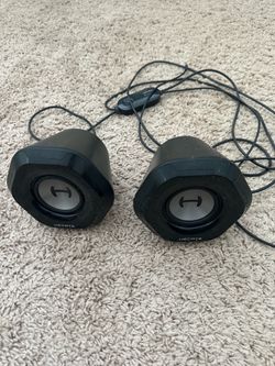 Hecate Desktop Speakers – $10