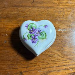 Antique Floral Heart Trinket Box