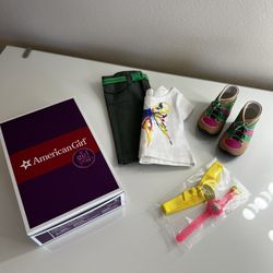 American Girl Lea’s Rainforest Hike Outfit 