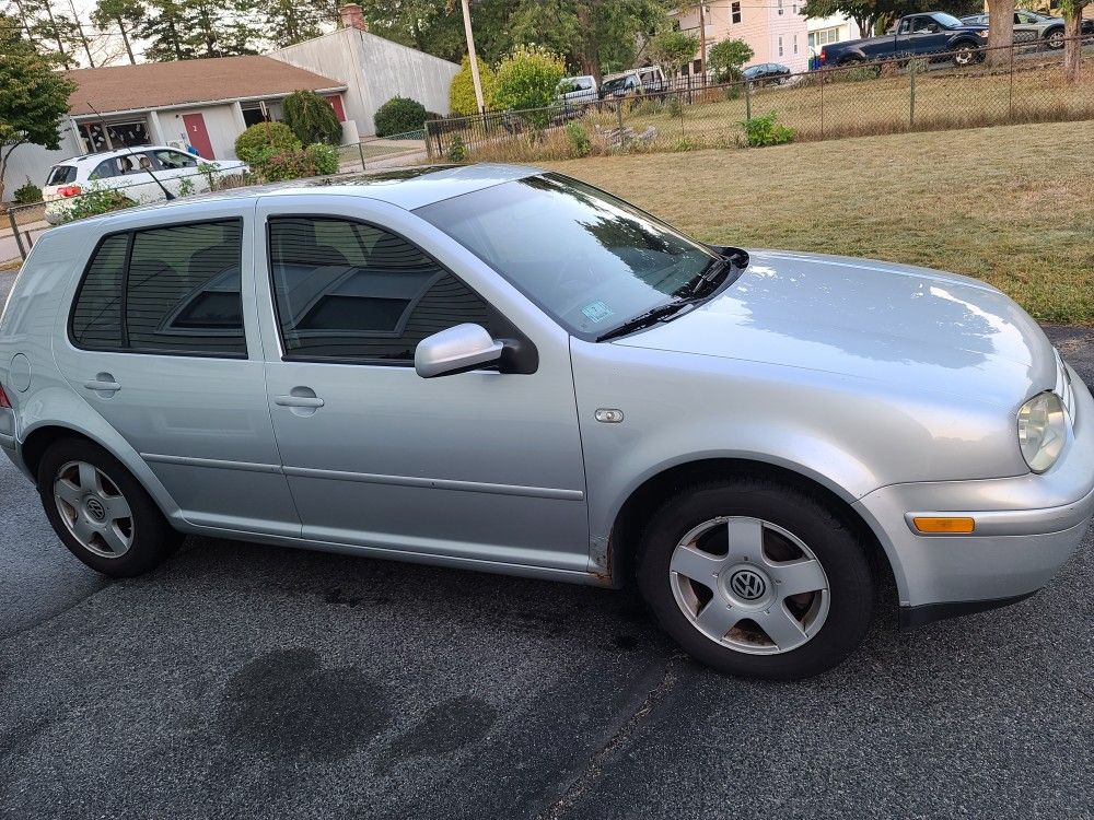 2002 Volkswagen Golf