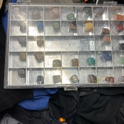 32 Rock & Mineral Case