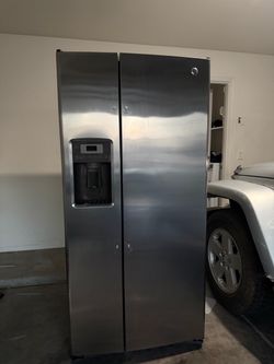 GE Stainless Steel Side-by-Side Refrigerator