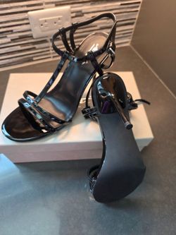 NEW in BOX Women's Size 10 Mostrin SuPeR HoT Strappy Heels Patent Leather