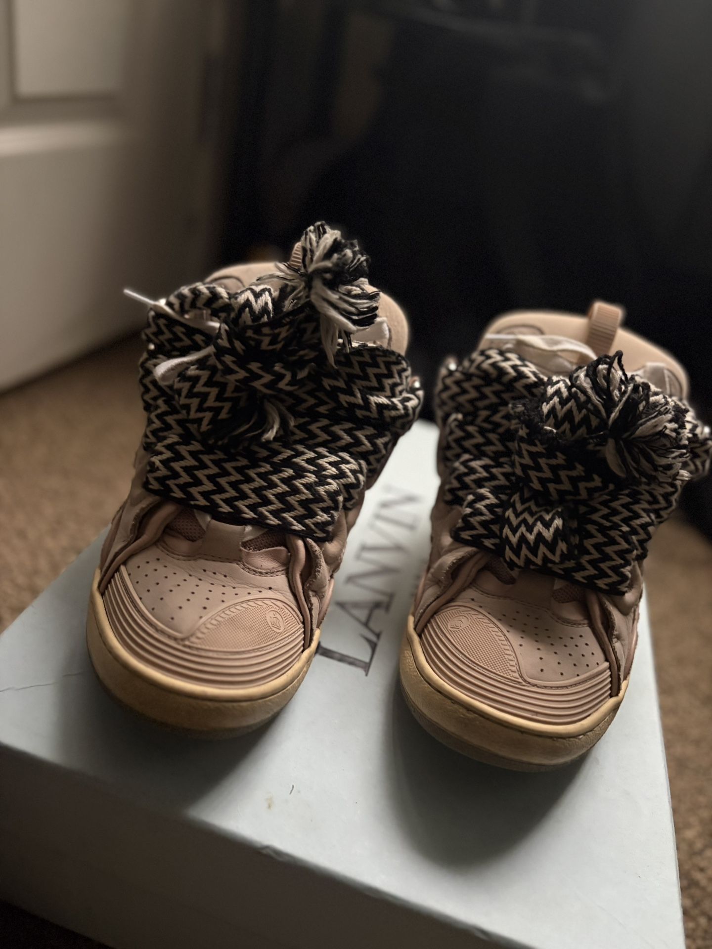 CURB SNEAKERS IN LEATHER