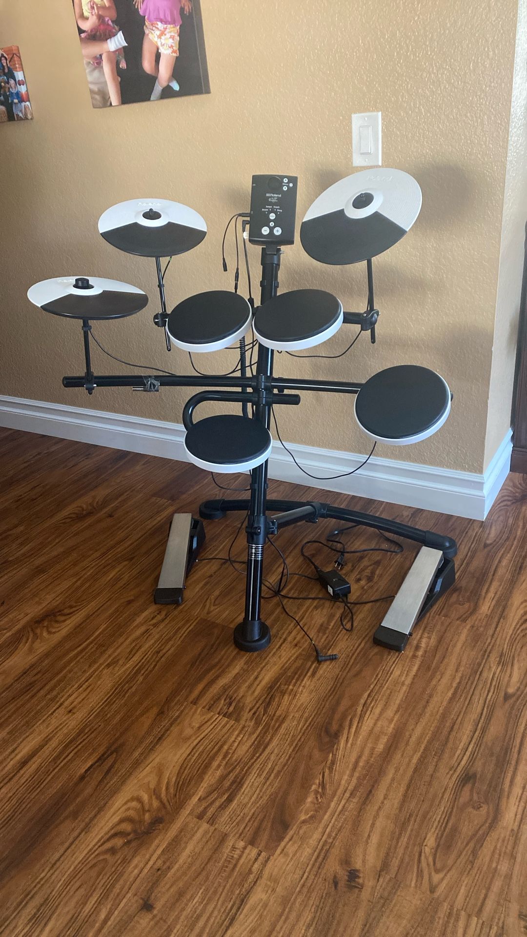 Roland V-Drum Electronic Set (TD-1K) TESTED