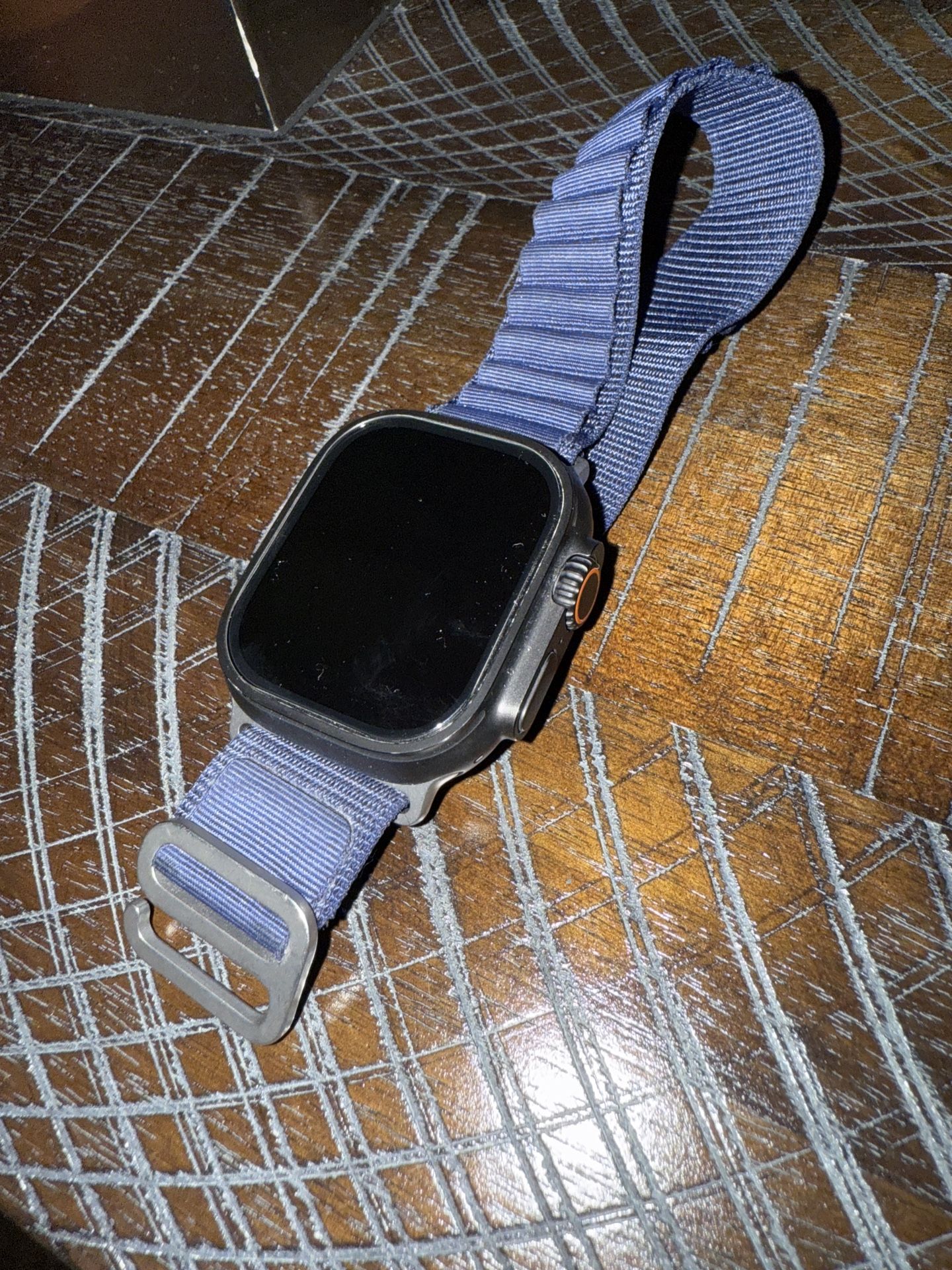 Apple Watch Ultra 2 ( Black )