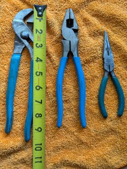 Channel lock pliers