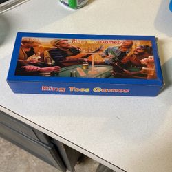 Table top ring toss game