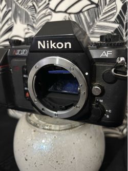 Vintage Nikon N2020 35mm film