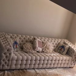 Custom Cream Tufted Sofa For Sale 