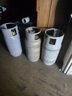 Propane Gas tanks