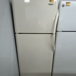 FRIGIDAIRE 30” BEIGE TOP AND BOTTOM REFRIGERATOR 