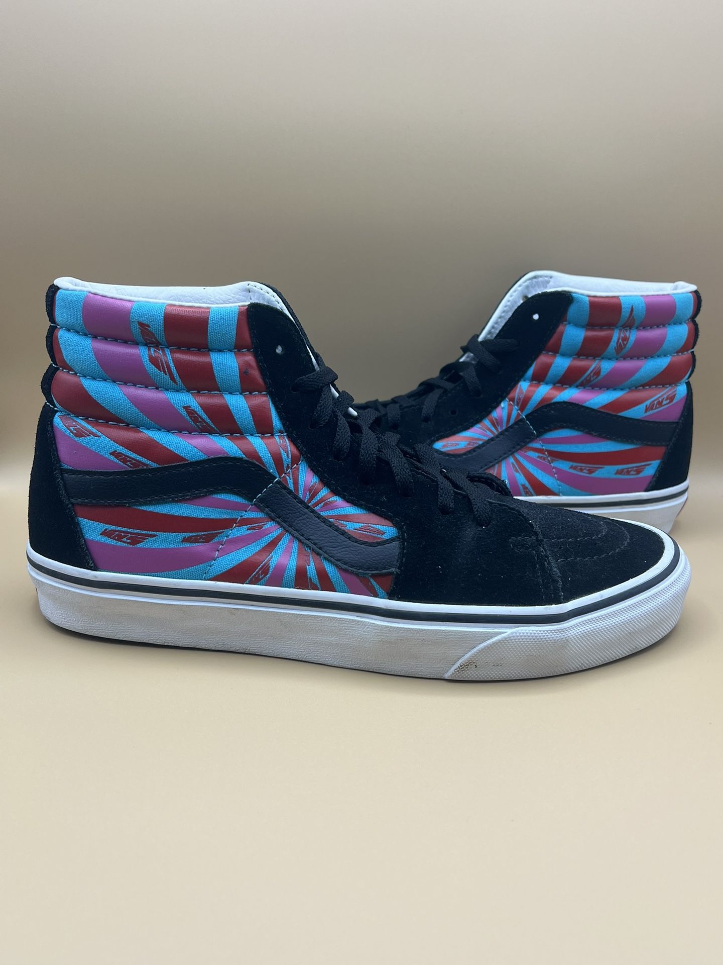 Vans Sk8-Hi Wavy Waves 70’s Style Shoes - Women’s Size 9.5 Men’s Size 8 (508731)