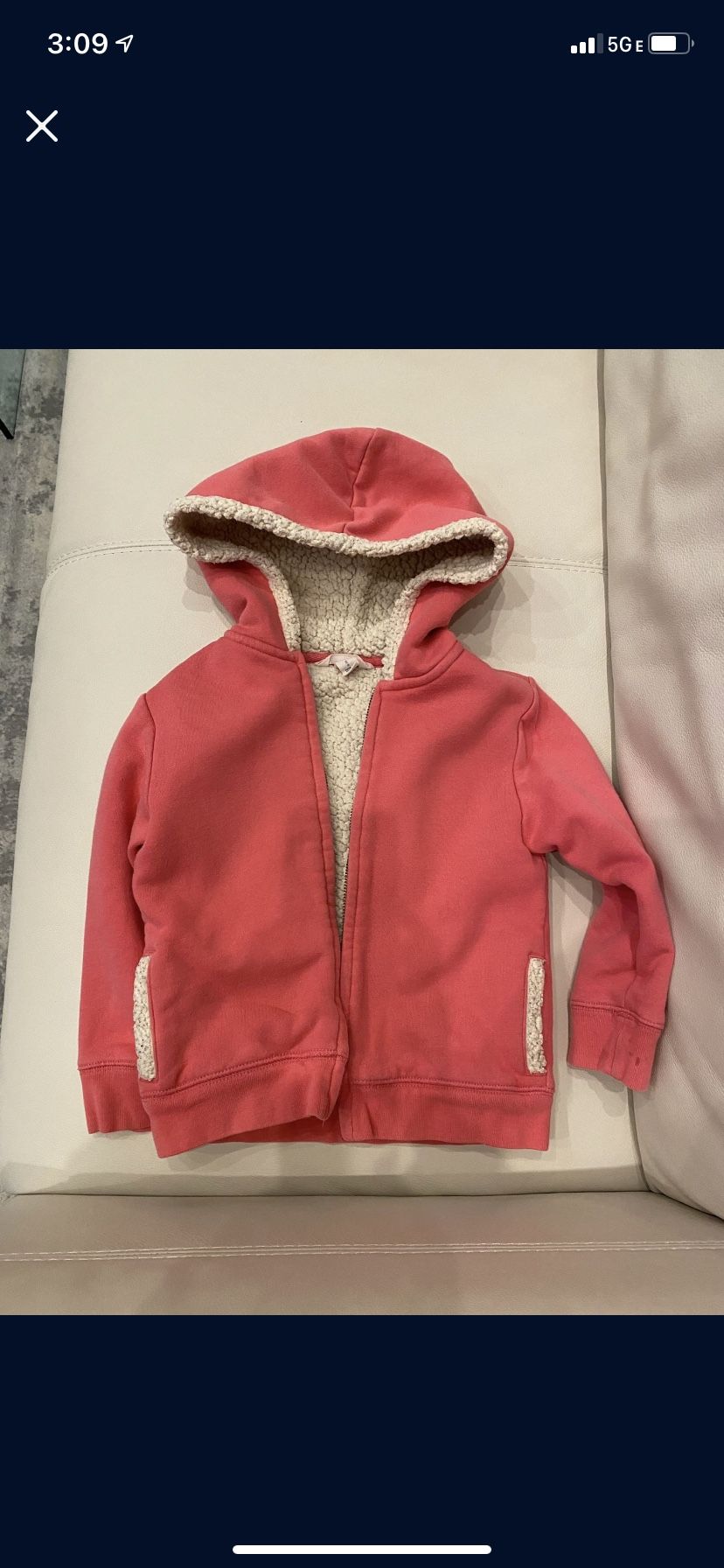 Sherpa Jacket, Girls Size 5, Like New!!!    $5