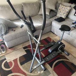 Weslo Momentum G 3.2 Bike and Elliptical Hybrid Trainer.. $60