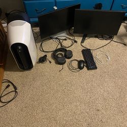 Gaming Setup Includes Everything