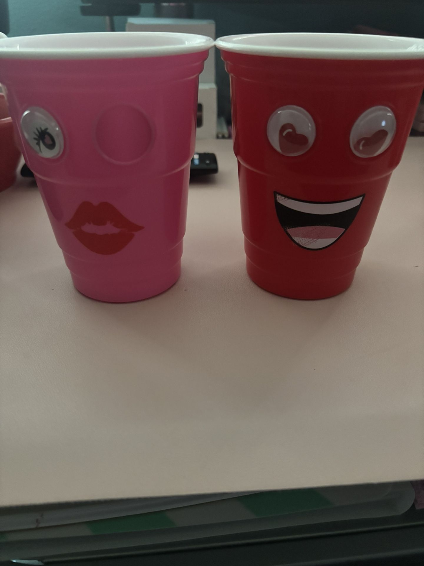 FREE FREE FREE Cups