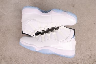 Jordan 11 Retro 'Legend Blue  Columbia' 2024 (