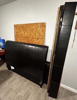 Queen Bedframe