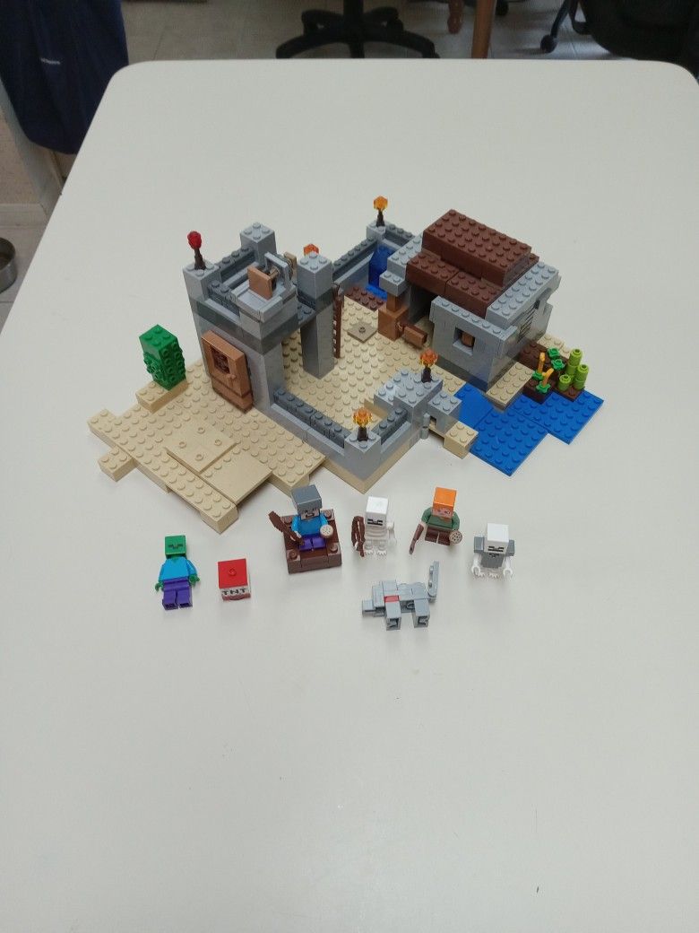 LEGO Minecraft 21121 Desert Outpost